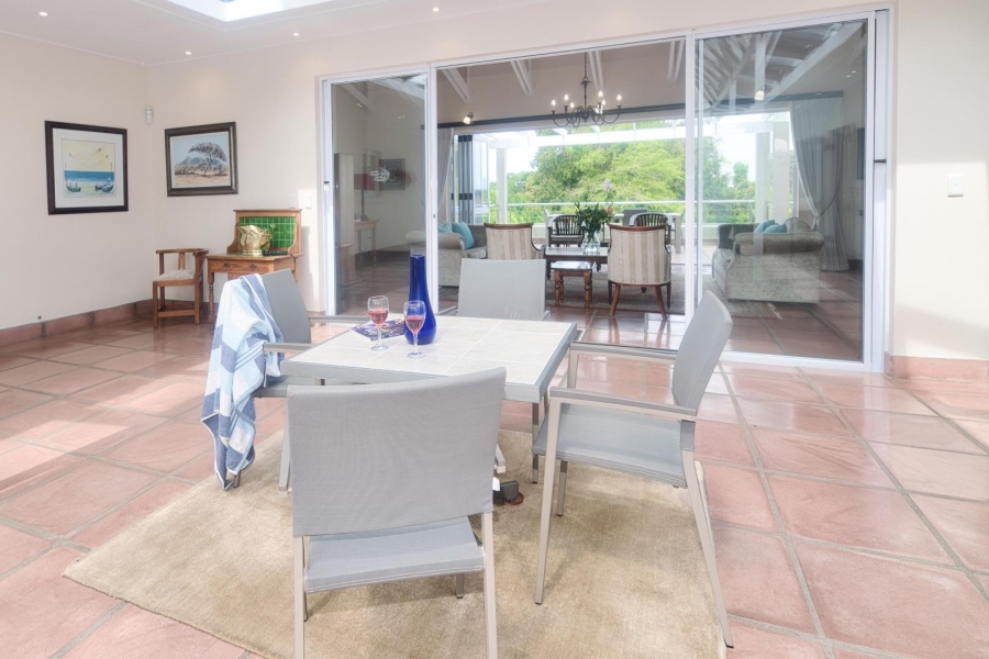 5 Bedroom Property for Sale in Fernkloof Estate Western Cape